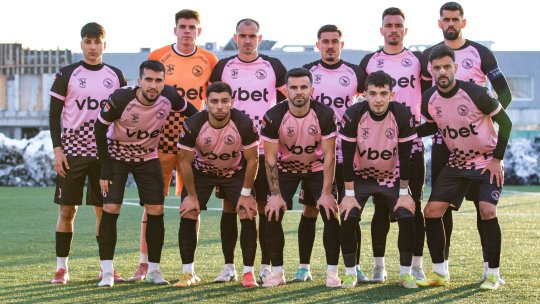 Corvinul e aproape de promovarea în SuperLigă, dar e vulnerabilă: ”Dacă pleacă el, se alege praful”