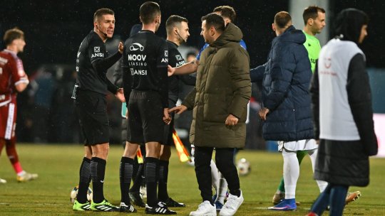 Ianis Zicu a ”explodat” la flash-interviu: ”Să îi suspende 20-30 de etape! Azi nu am avut VAR, mi-e teamă de arbitraj”