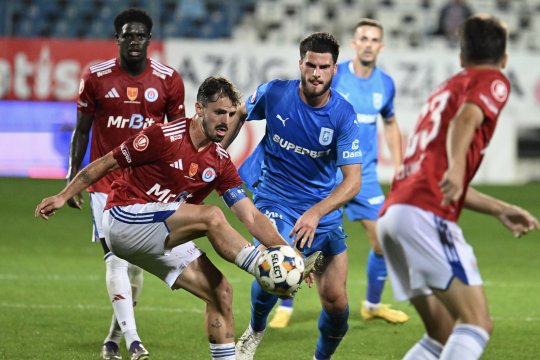 Universitatea Craiova - Oțelul Galați, de la 18:00, pe iAMsport.ro. Oltenii luptă să își recupereze statulul de lideri în SuperLiga!