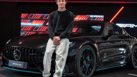 Andrea Kimi Antonelli a avut parte de o surpriză inedită! Ce cadou a primit