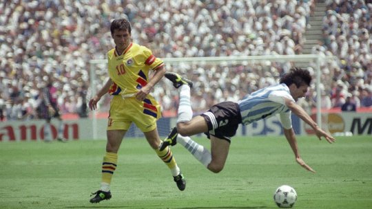 Membrul Generației de Aur l-a văzut pe Hagi înaintea Mondialului din '94 și a rămas uluit: ”Nu știu ce îi făcea Lucescu!”
