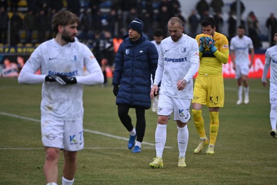 Suporterii Farului nu l-au iertat pe Alibec! Atac direct: ”Ai plecat la ciobănaș pentru un teanc de caș!”