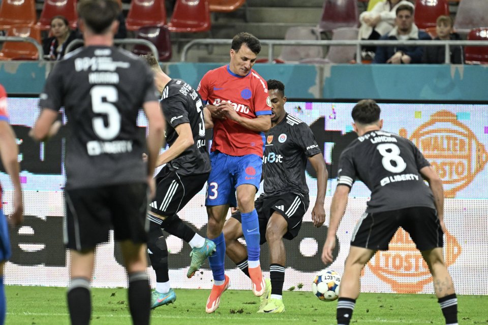 Risto Radunovic si Fernandes Fabio Patrick Dos Reis Dos Santos in meciul dintre FCSB si Otelul Galati, contand pentru Superliga Superbet, desfasurat pe Arena Nationala din Bucuresti, duminica 28 septembrie 2025