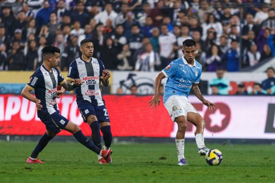 Fostul jucător de la PAOK a depus plângere pentru șantaj împotriva unei tinere. Ce acuzații i se aduc