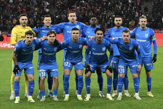 Lovitură pentru olteni! S-a accidentat în derby-ul cu Dinamo și poate rata meciurile ”de foc” cu FCSB