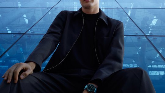 George Russell George Russell inspiră două ceasuri IWC Pilot’s Watch în culoarea emblematică a Mercedes F1