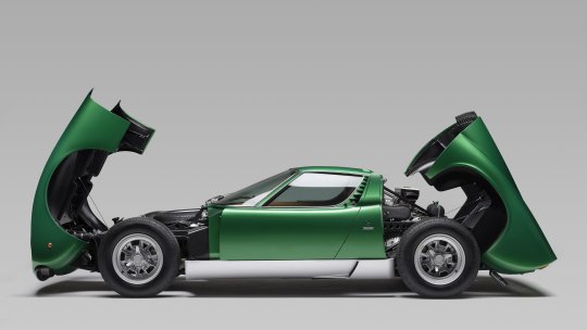 Lamborghini Miura, mașina care a inventat supercarul modern, aniversează 6 decenii