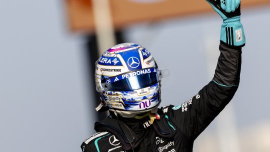 George Russell domină calificările pentru sprint la Marele Premiu al Chinei. Mercedes monopolizează prima linie