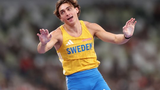 Suedezul Armand Duplantis a stabilit al 15-lea său record mondial la săritura cu prăjina, 6,31 m