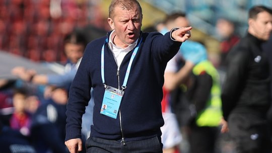 Dorinel Munteanu nu și-a iertat jucătorii după înfrângerea cu UTA: ”Cu astfel de greșeli, nu poți câștiga nimic!” + Adrian Mihalcea: ”Poți să retrogradezi dacă nu ești atent”