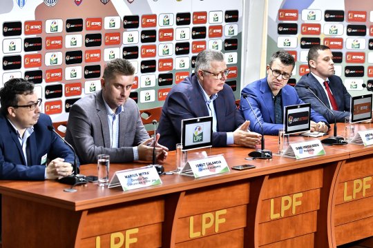 LPF ia în calcul să schimbe sistemul SuperLigii! Doar 4 echipe ar mai ajunge în play-off: ”Un format fericit pentru toată lumea”