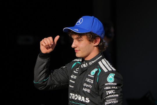 Kimi Antonelli scrie istorie la Shanghai: cel mai tânăr polesitter din Formula 1!