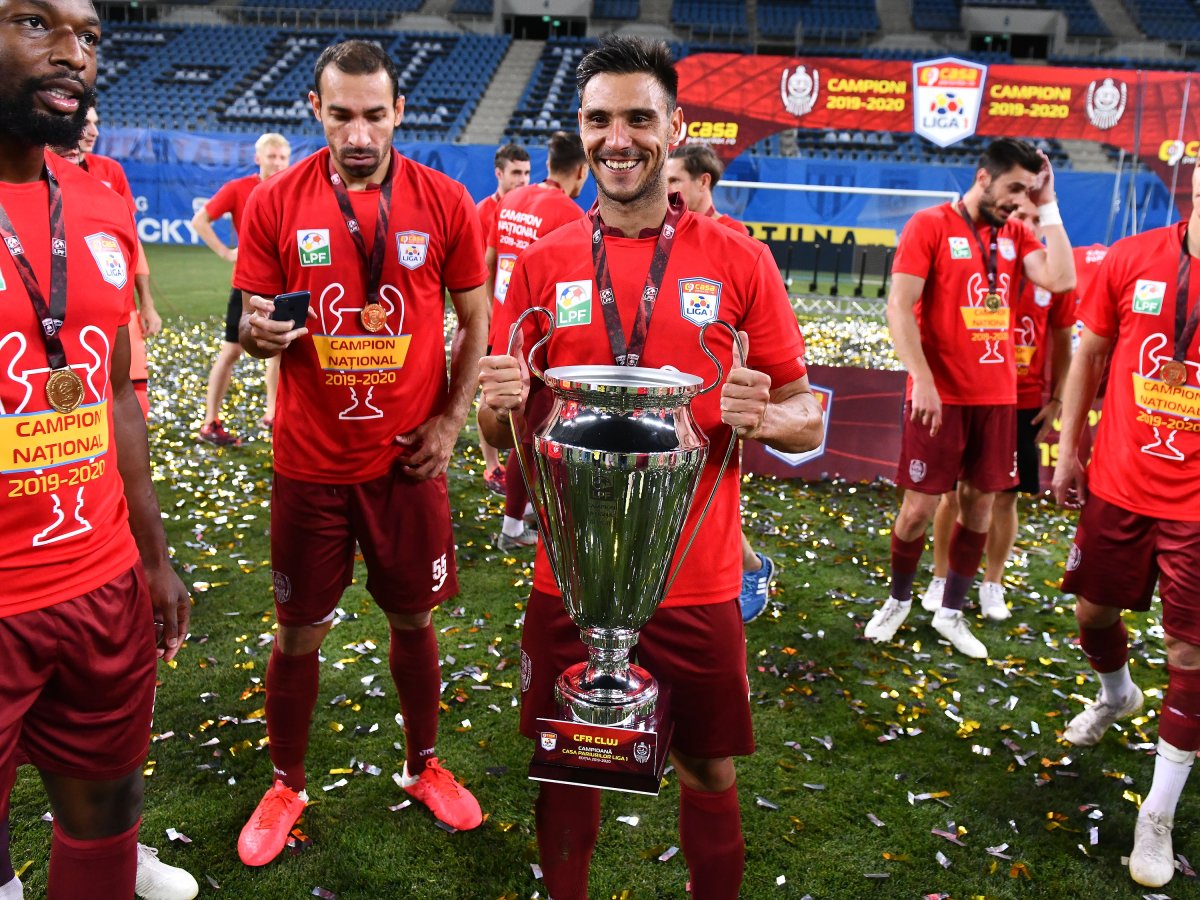 Mario Camora are 10 trofee cu CFR Cluj, dintre care 6 titluri