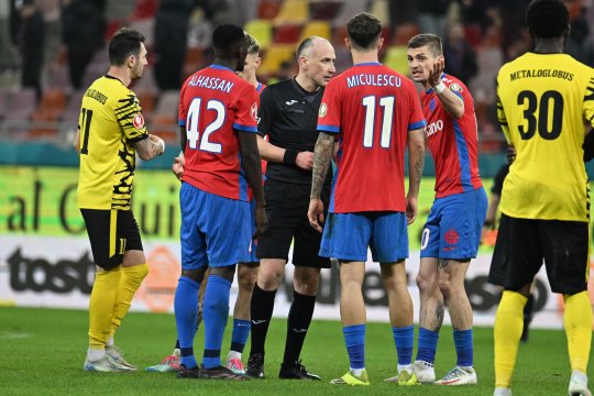 Mihai Stoica a distrus arbitrajul de la meciul cu Metaloglobus: ”Nu l-am înțeles! Șmecherii”
