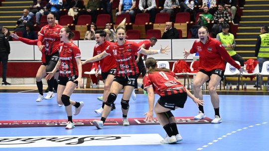 CS Gloria Bistrița a învins-o pe CSM București, scor 21-18, și are prima șansă la titlu