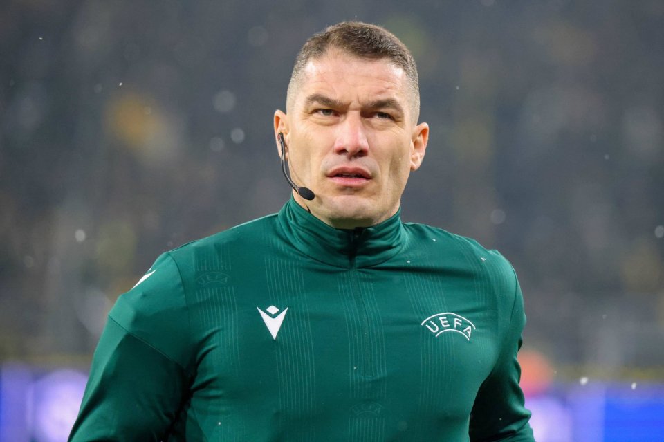 Istvan Kovacs este din 2010 arbitru pe lista FIFA