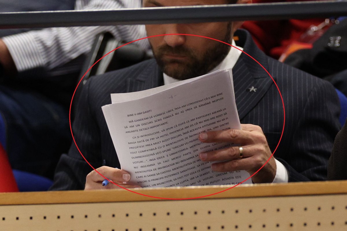 Ilie Drăgan n-a fost lăsat să-și citească discursul la alegerile FRF