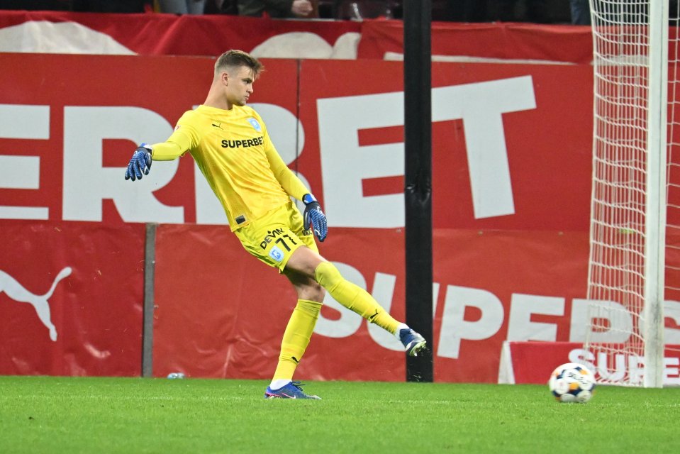 Isenko s-a transferat la Craiova în vara anului 2025