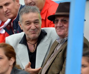 Mitică Dragomir și Gigi Becali, dialog năucitor în direct după ce FCSB a ratat play-off-ul: ”Cine reușește în România e înjurat!” / ”Mi-a făcut mai bine, să spun de ce!”