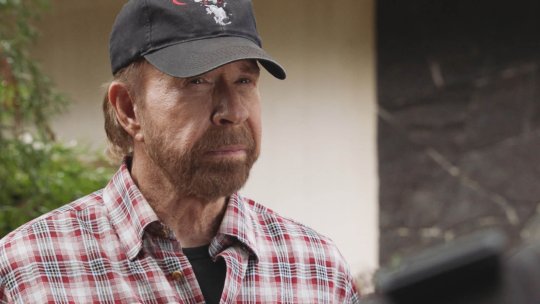 Chuck Norris, maestrul artelor marțiale, s-a stins din viață la 86 de ani