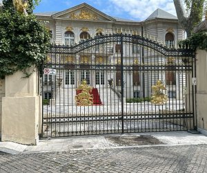 Ce secret ascunde crucea lui Gigi Becali de la palat: ”Asta e cea mai tare chestie”