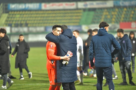 De la vis la coșmar în doar câteva ore! Convocat în premieră la națională, și-a îngropat apoi echipa: ”E normal să fii trist acum!”