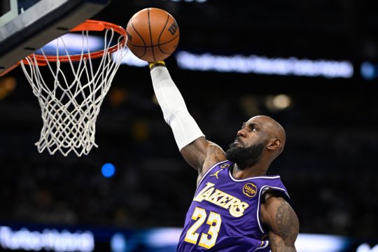 LeBron James a stabilit un nou record în NBA