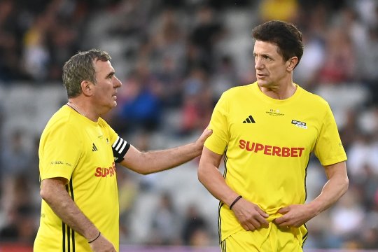 Dezvăluire după 12 ani! Ce a făcut Hagi în momentul arestării lui Gică Popescu: ”Era cu el în casă, copiii se uitau cum e dus la închisoare”