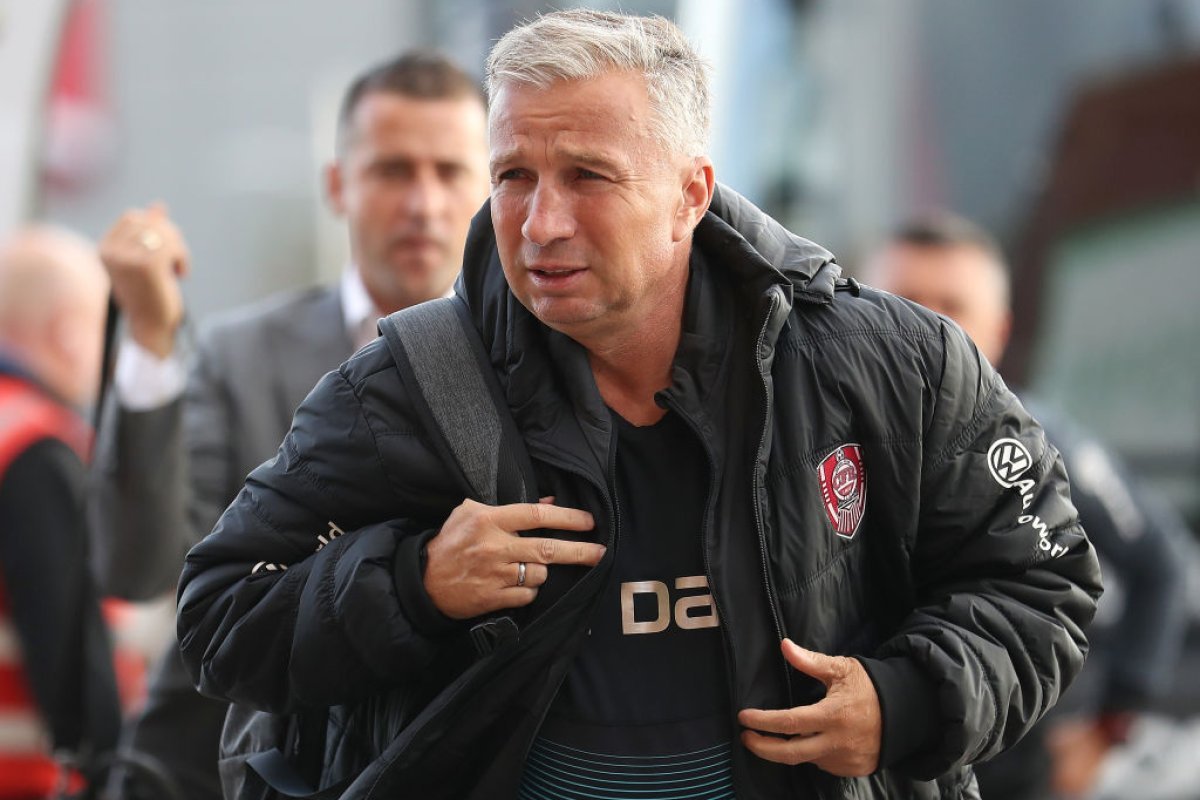 Dan Petrescu a luat șase titluri cu CFR