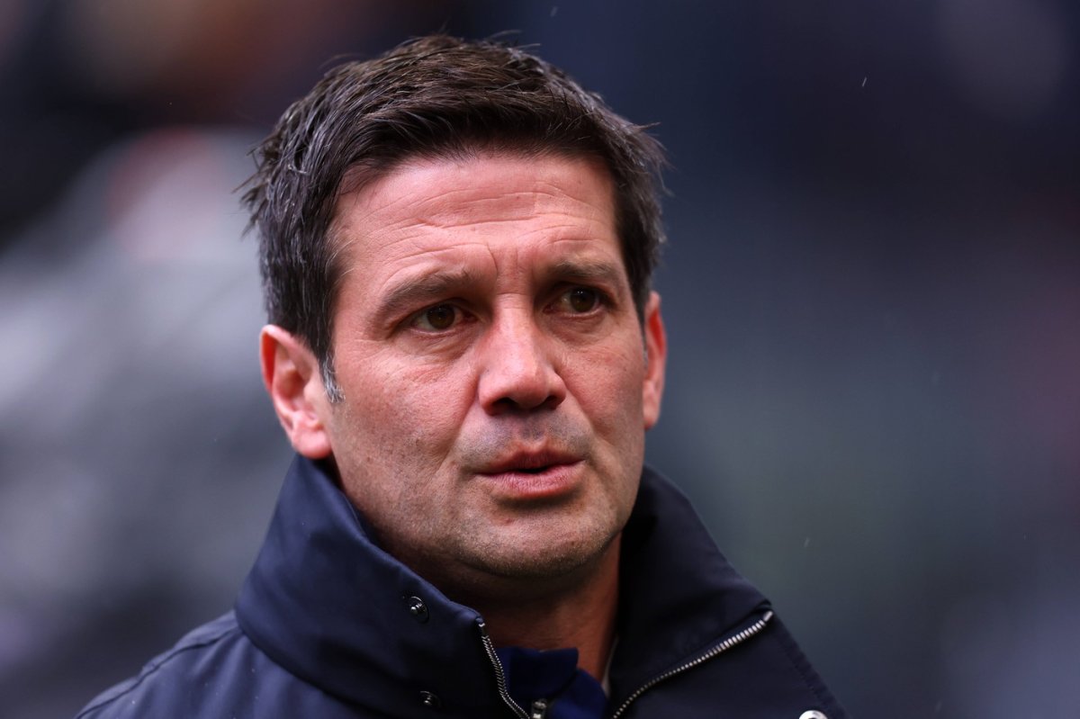 Cristi Chivu și-a încheiat cariera de fotbalist la Inter, în 2014