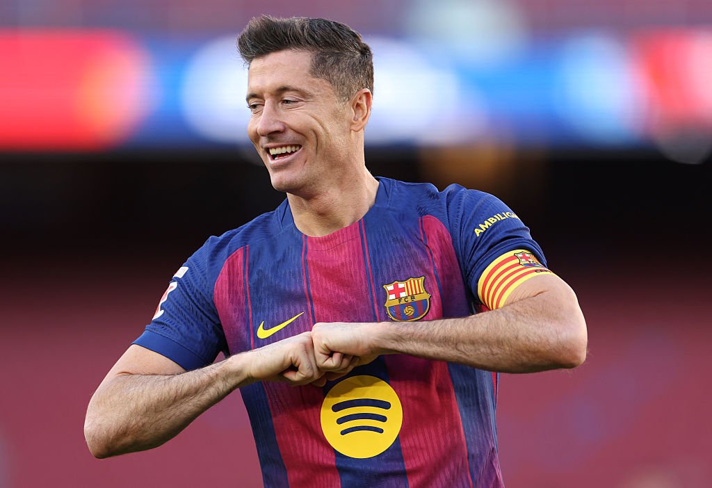 Lewandowski spune că nu a luat încă o decizie privind viitorul său la Barcelona