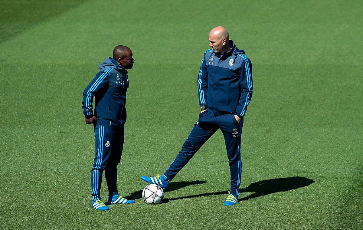 Zidane și Hamidou Msaidie (foto, în stânga) au colaborat excelent și la Real Madrid