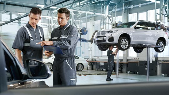 O premieră europeană. Registrul Auto Român și BMW România digitalizează verificarea mașinilor SH