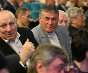 După 40 de ani, legenda Stelei a spus ce s-a întâmplat la Sevilla: ”Au venit cei de la Real Madrid la hotel și ne-au dat bani!”