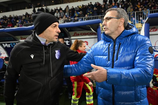 Antrenorul și-ar fi dat acordul să plece din SuperLiga. Cine poate să îl înlocuiască