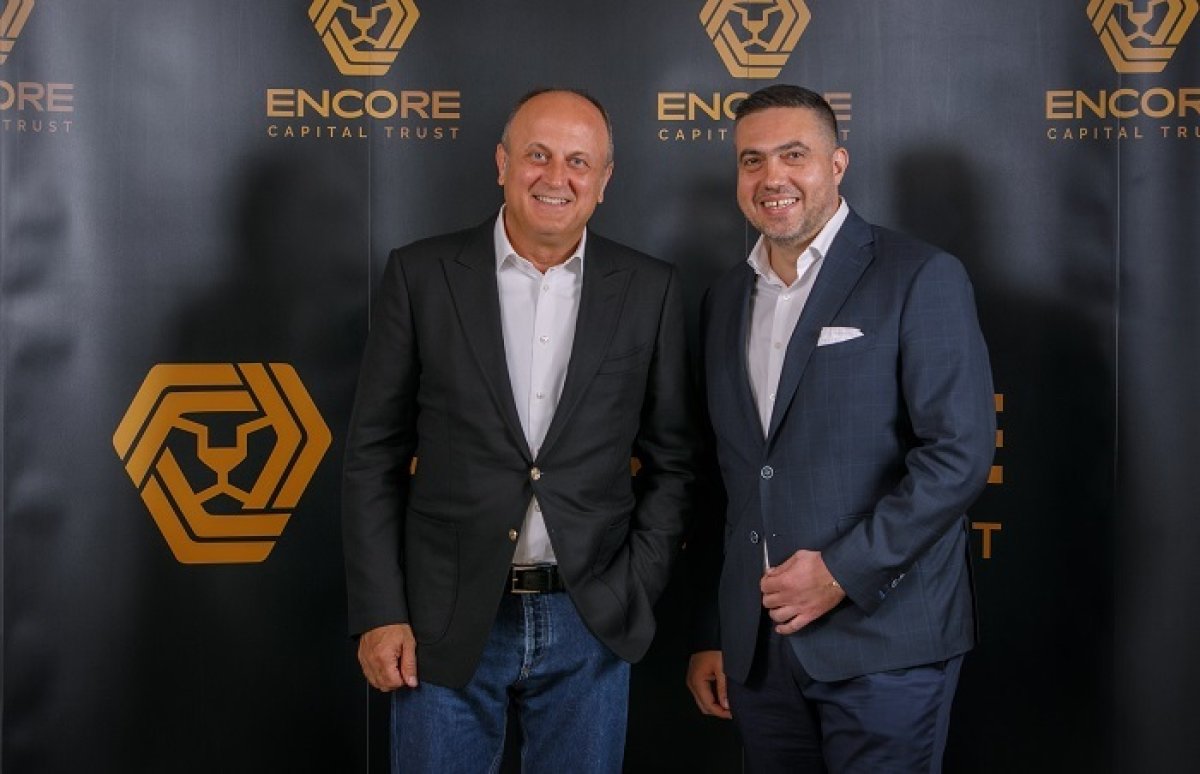 Dan Șucu și Cosmin Savu-Cristescu, acționar al Encore Capital Trust