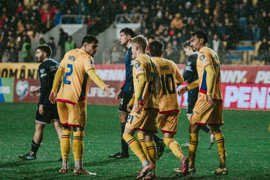 A ales primul ”11” al României pentru meciul cu Turcia și a creat stupoare: ”Cu echipa asta pierdem cu 8-0”