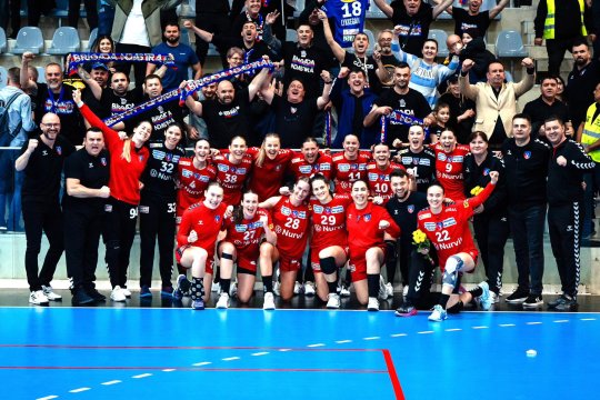 SCM Râmnicu Vâlcea a învins-o pe CSM București și s-a calificat în Final Four-ul Cupei României