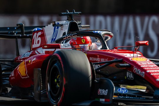 Ferrari nu ”dansează Macarena” la Suzuka