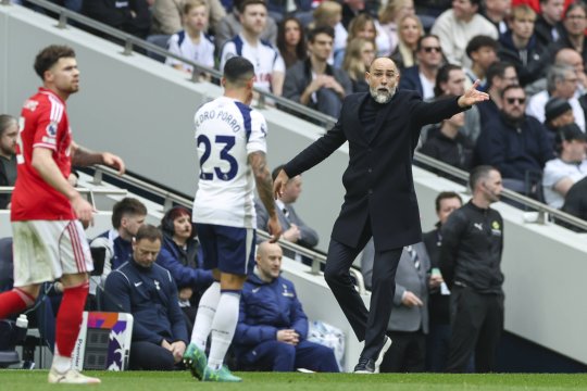 OFICIAL | Radu Drăgușin va avea un nou antrenor! Tottenham l-a dat afară pe Igor Tudor