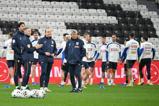 Lucescu i-a sunat pe jucătorii naționalei și le-a transmis un mesaj înaintea partidei cu Slovacia: ”Am avut zile grele”