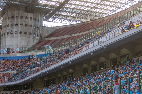 Anchetă în cazul vânzării stadionului San Siro: ”Manipularea proceselor de licitaţie publică şi scurgerea de informaţii confidenţiale”
