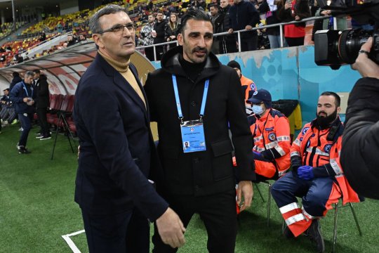 Circuit închis în fotbalul românesc? Doi antrenori, acuzați că prind contracte fără să performeze: ”Cum e posibil așa ceva? Are trei retrogradări”