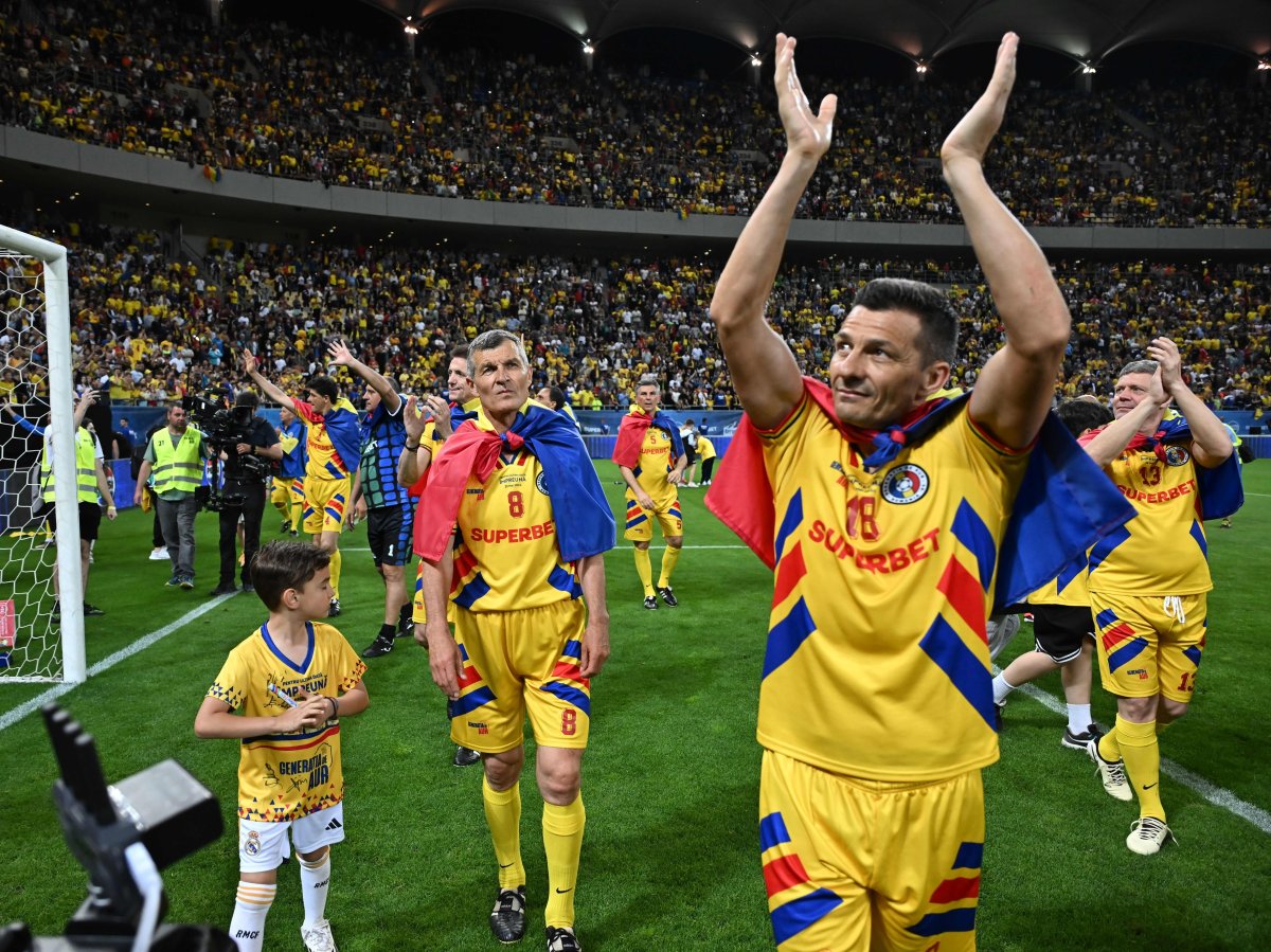 Costel Gâlcă este component al Generației de Aur.