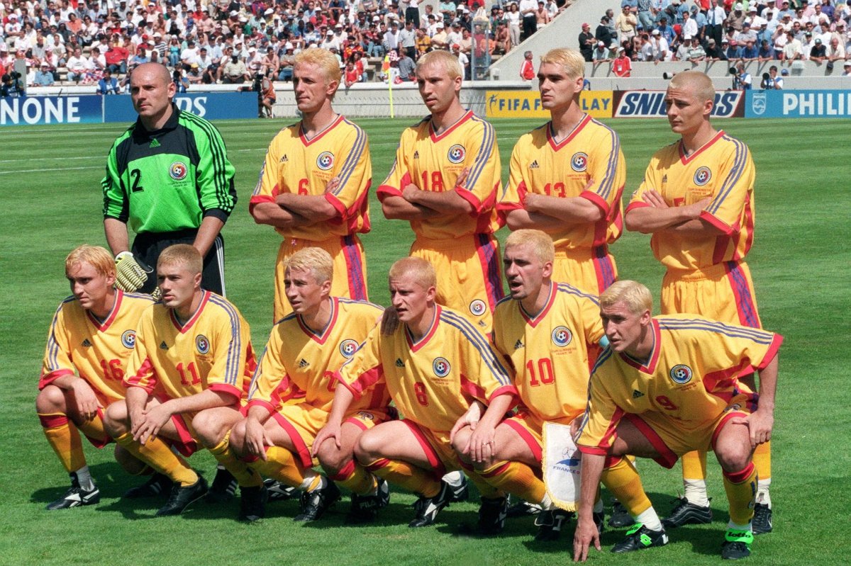 Naționala României la Mondialul din 1998.