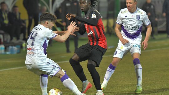 Cupa României, sferturi | FC Argeș - Gloria Bistrița 2-2, ACUM, pe iAMsport.ro. Gol în ultimul minut! Piteștenii au dus meciul în prelungiri!