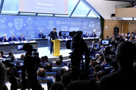 ”Au fost doi politicieni care au intervenit în alegerile FRF”. Acuzații grave