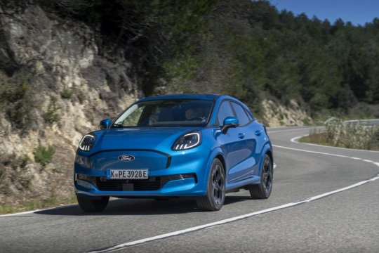 Modelul produs de Ford la Craiova evoluează. De astăzi sunt disponibile variante îmbunătățite