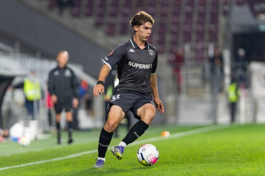 Îl cere pe Rareș Pop titular la Rapid, iar pe Alex Dobre rezervă: ”Tu ai văzut faza aia? Dobre nu joacă nimic”