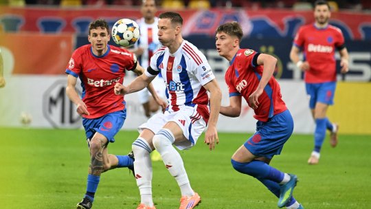 FCSB - Oțelul Galați 4-0, ACUM, pe iAMsport.ro. Gol superb marcat de Stoian!